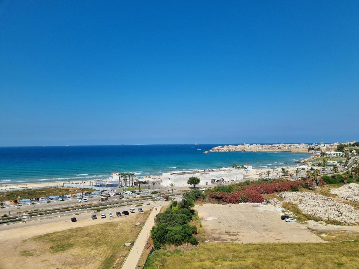 Beachfront Gallery Άκρα Εξωτερικό φωτογραφία